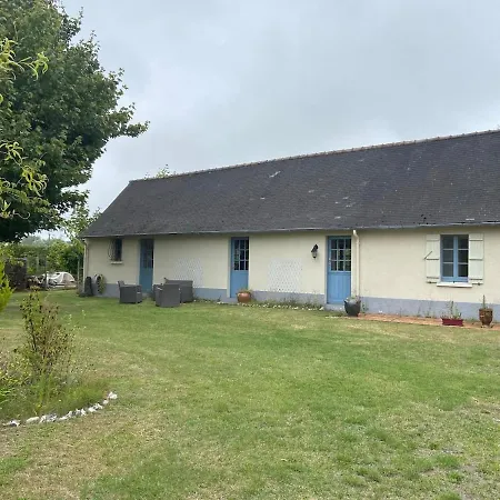 Les Pommiers, Avec Terrain Tatil Evi